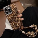 Retro Spice Leopard Print Bracelet Apple 16 phone case iphone15 for 14pronax Light Luxury 13 lens film