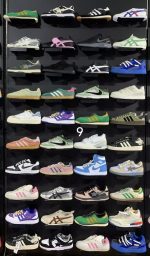 Two pairs of sports shoes. Mark the corresponding sizes with circles and send them to us. After placing the order, we will arrange for the shipment for you. - Image 19