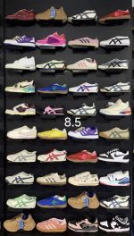 Two pairs of sports shoes. Mark the corresponding sizes with circles and send them to us. After placing the order, we will arrange for the shipment for you. - Image 15