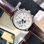 Leather strap mechanical watch - Image 6