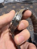 Hurry and grab this deal—a Citizen mechanical watch, 41mm solid stainless steel case - Image 3